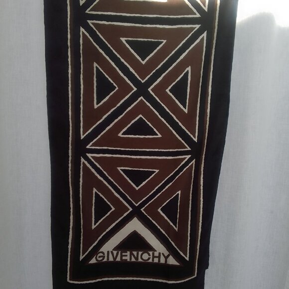 GIVENCHY VINTAGE SILK SCARF - Picture 3 of 4